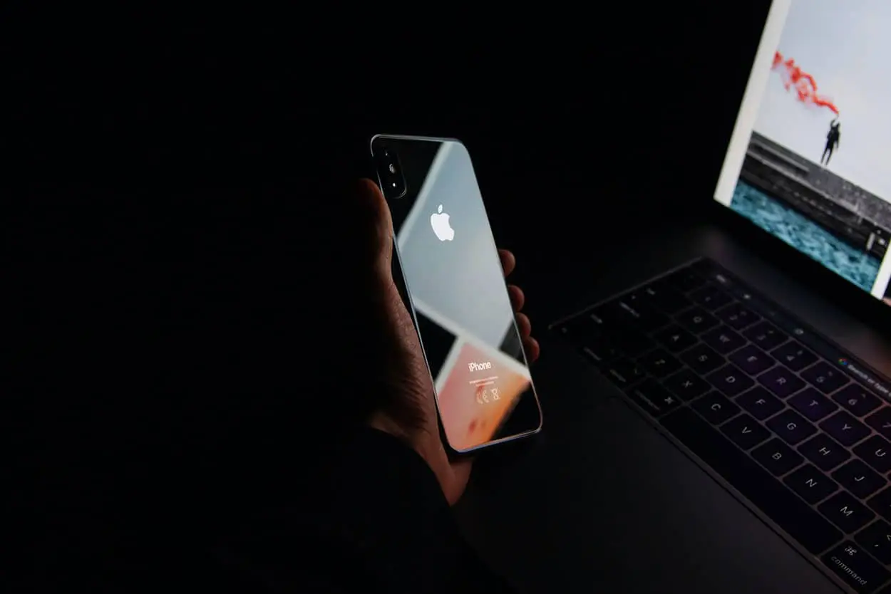 apple-phone